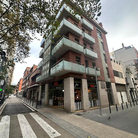 Cozy Apartment Les Corts Barcelona Luaran gambar
