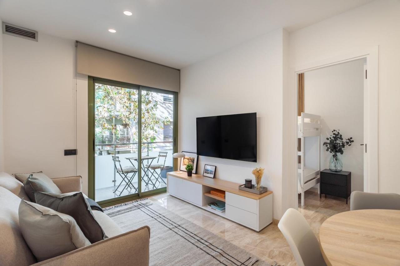 Cozy Apartment Les Corts Barcelona Luaran gambar